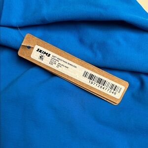 SKIMS Soft Smoothing Leggings in Azul 4X